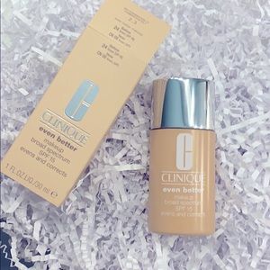 ✨NEW✨ Clinique Even Better Tinted Foundation